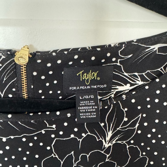 Taylor for Pea in the Pod Maternity Shift Dress - Picture 6 of 6